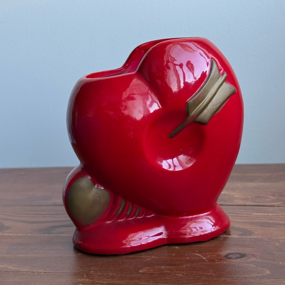 Valentine’s Day Vintage Red Heart Ceramic Pot Planter Cupids Bow Japan Nancy Pew